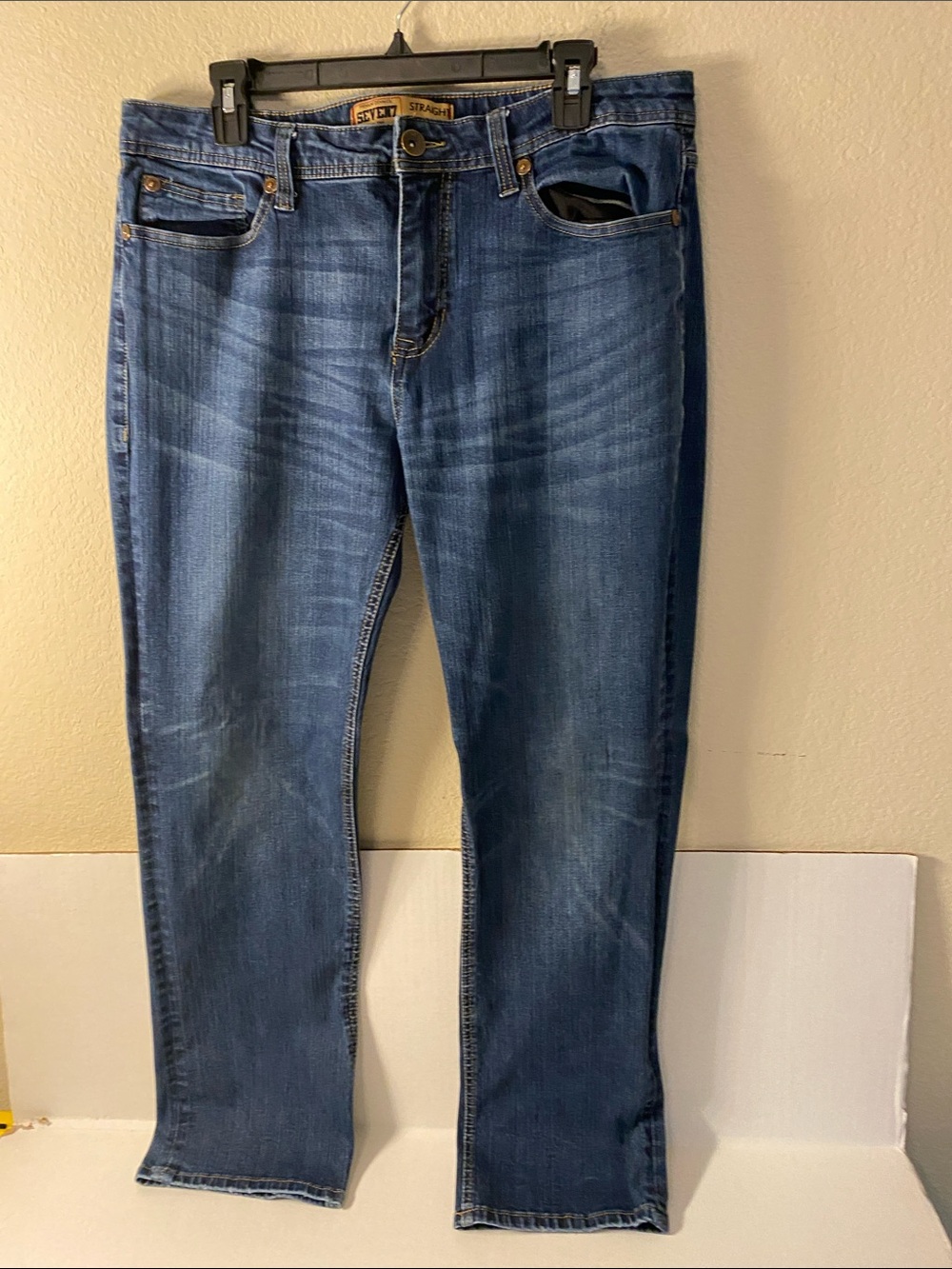 Seven7 Men's Straight Jeans in Medium Blue Wash